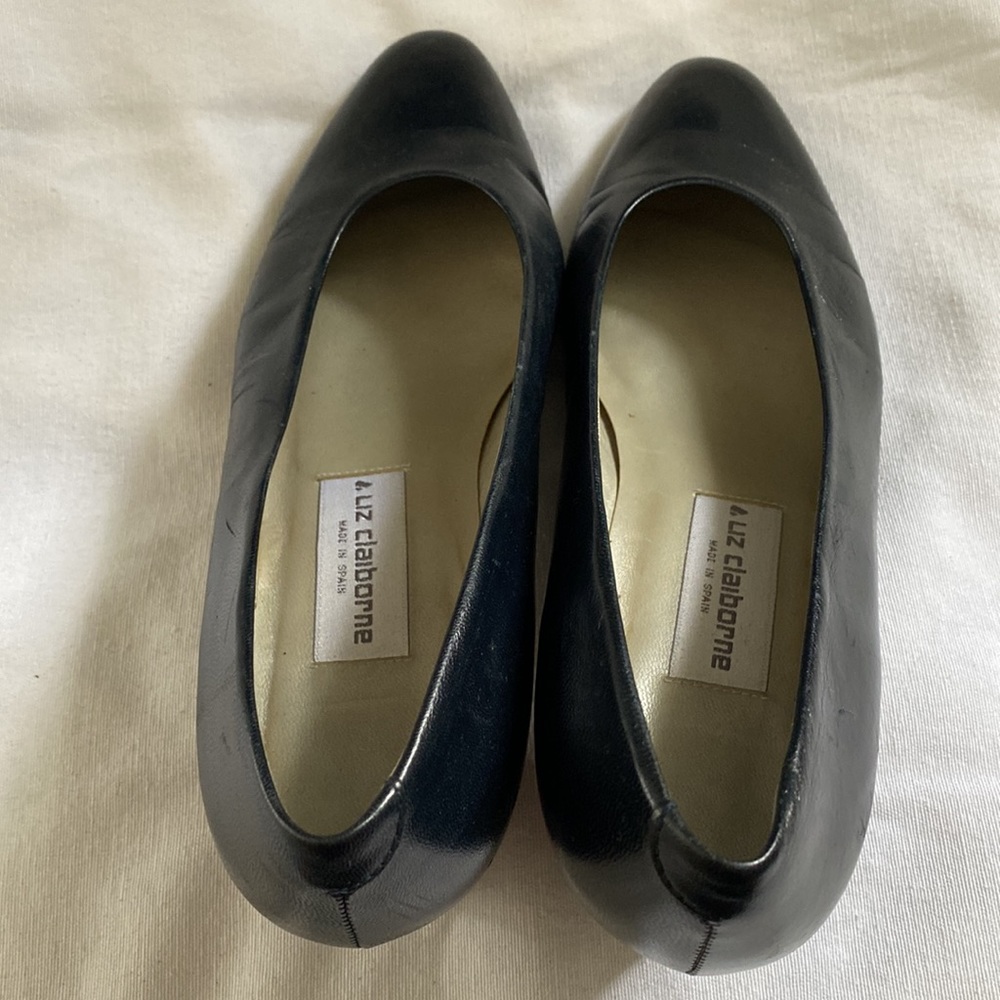 Vintage Liz Claibborne navy blue 2" tulip heels pumps - Picture 6 of 9
